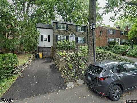 Harrogate, WYNNEWOOD, PA 19096