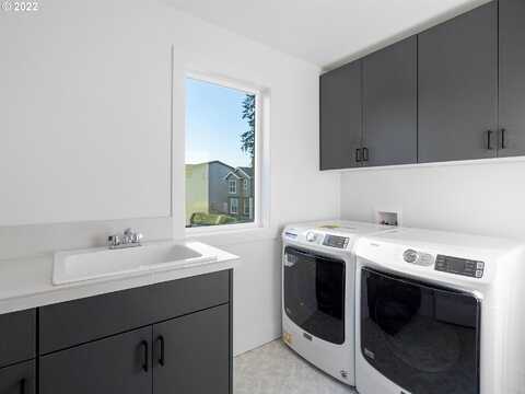 Foran Hills, PORTLAND, OR 97224
