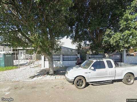 Troost, NORTH HOLLYWOOD, CA 91605
