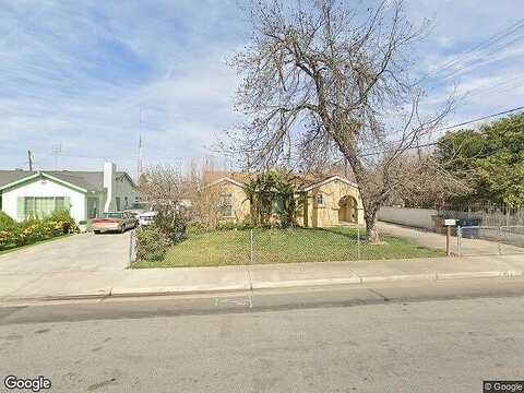 11Th, BAKERSFIELD, CA 93304
