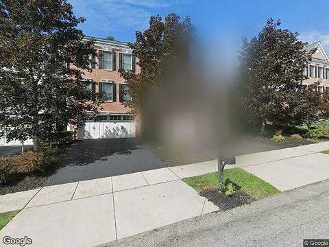 Montclair, CORAOPOLIS, PA 15108