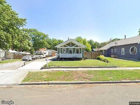 Court, PROSSER, WA 99350