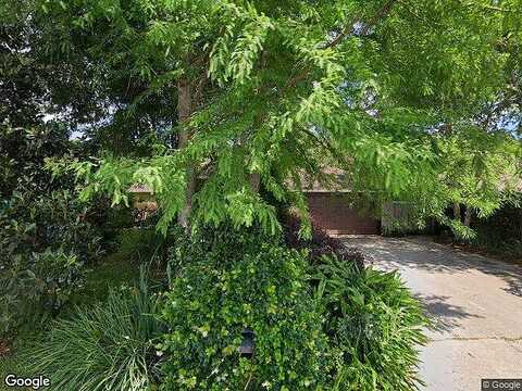 Chi Chi, MILTON, FL 32570