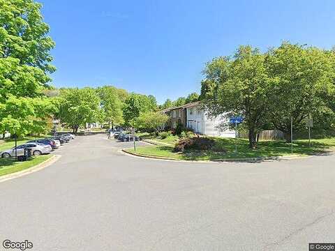 Inverness Woods, FAIRFAX, VA 22032