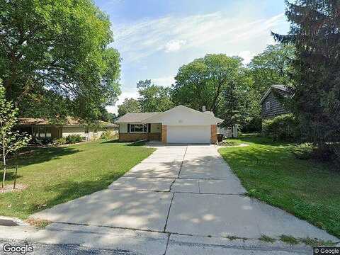 105Th, MILWAUKEE, WI 53225