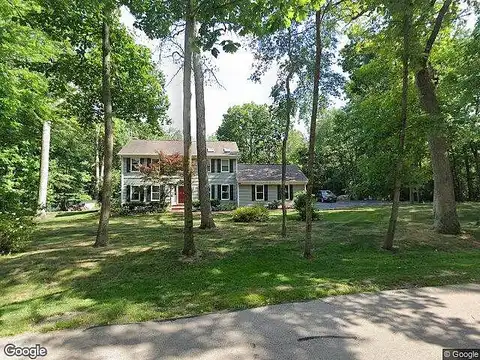 Lucylle, NEW BERLIN, WI 53146