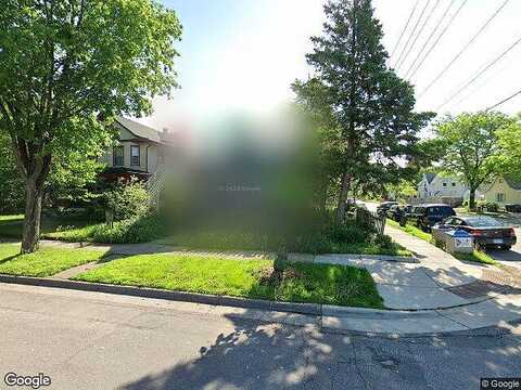 17Th, MINNEAPOLIS, MN 55407