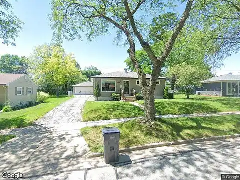 Bel Ayr, WAUKESHA, WI 53188