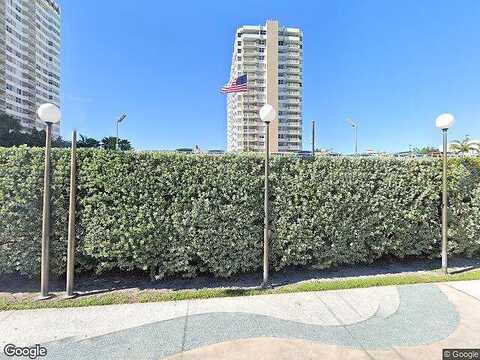 Ocean, HALLANDALE BEACH, FL 33009