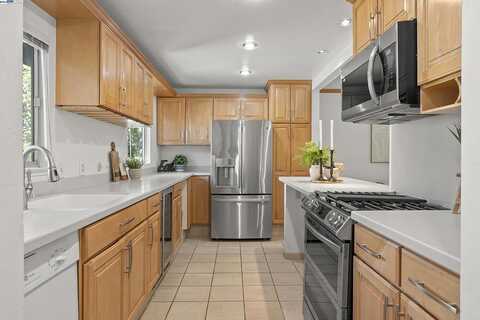 Ellis, CONCORD, CA 94520