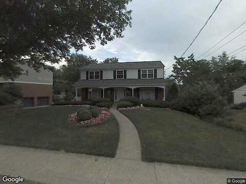 Penhurst, PITTSBURGH, PA 15235