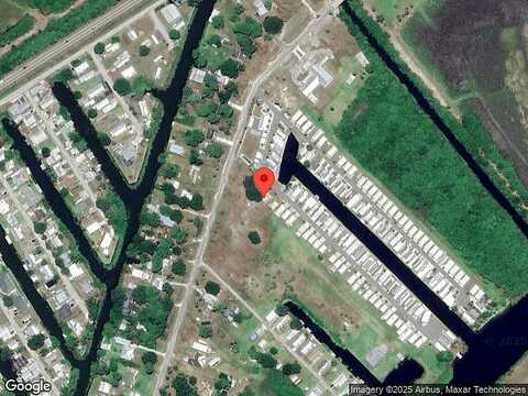 Linda, OKEECHOBEE, FL 34974