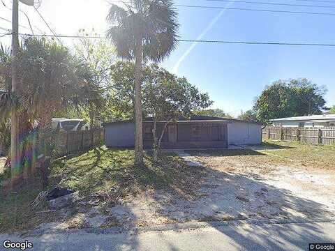 Deneece, DAYTONA BEACH, FL 32117