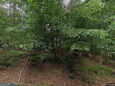 Pine Tree, FAIRFAX, VA 22033