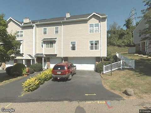 Old Village, BETHEL PARK, PA 15102