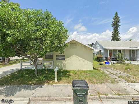 E, Lake Worth, FL 33460
