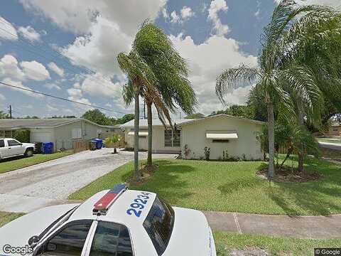 Scott, HOLLYWOOD, FL 33024