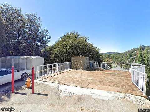 Delle, CRESTLINE, CA 92325