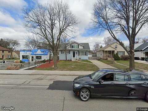 North, MILWAUKEE, WI 53213