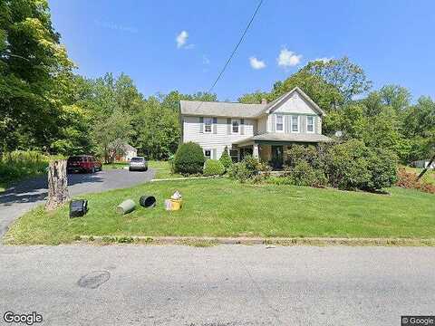 Center, WIND GAP, PA 18091