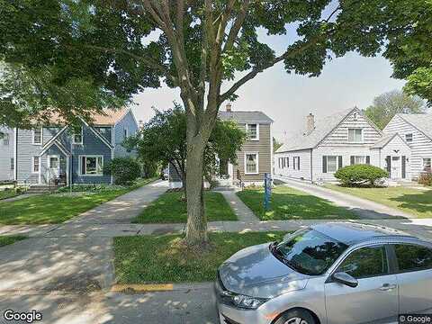 Marlborough, MILWAUKEE, WI 53211