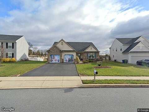 Jodi, DOVER, PA 17315