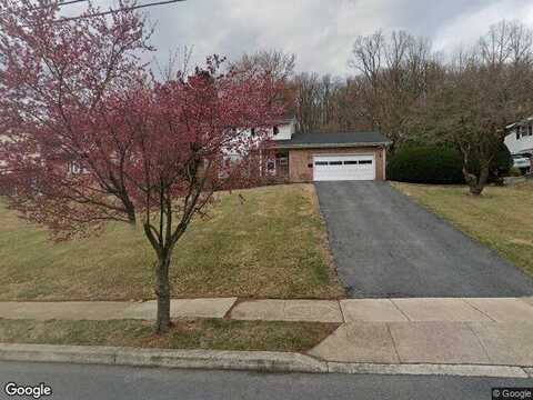Broad, READING, PA 19607