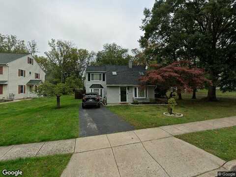 Beth, LANSDALE, PA 19446