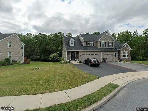Creekside, COPLAY, PA 18037