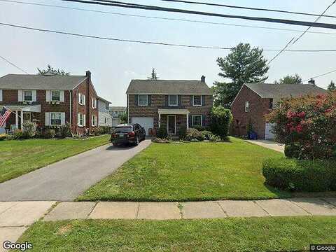 Hillcrest, HAVERTOWN, PA 19083