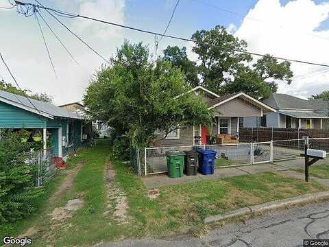 Spruce, SAN ANTONIO, TX 78203