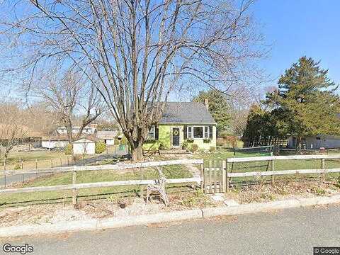 Green, GREEN LANE, PA 18054