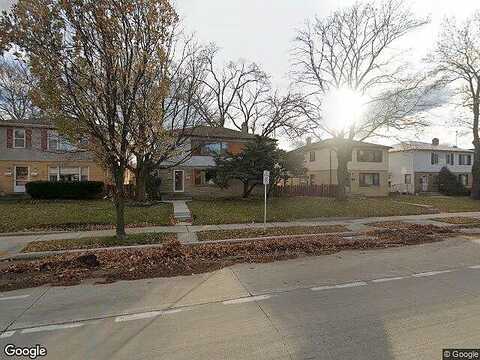 Capitol, MILWAUKEE, WI 53222