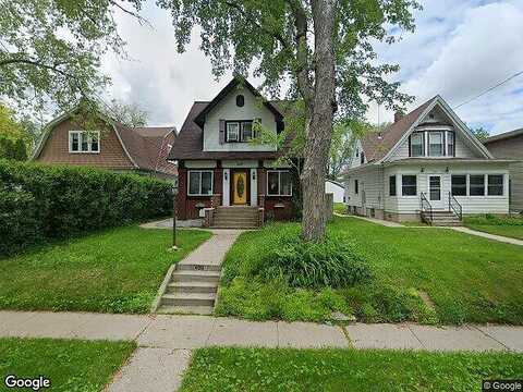 Loos, HARTFORD, WI 53027