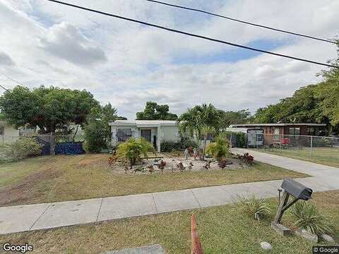 137Th, HOMESTEAD, FL 33032