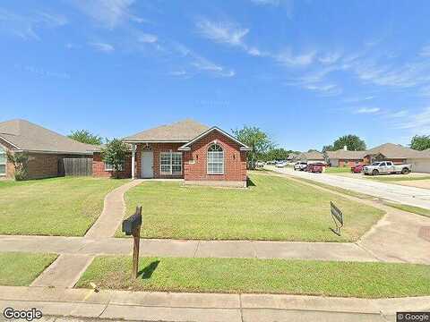 Trace, COLLEGE STATION, TX 77845