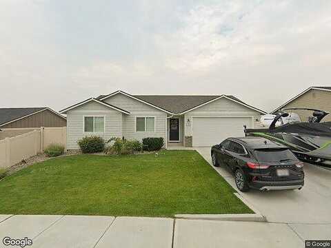 Treat, EAST WENATCHEE, WA 98802