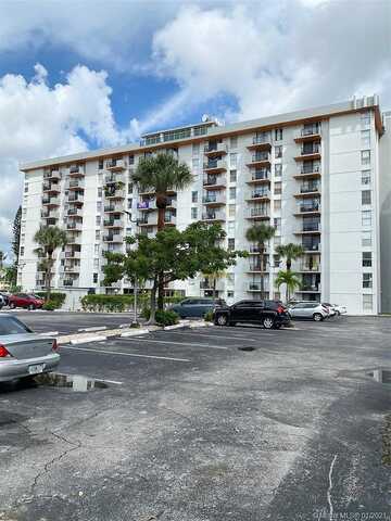 164Th, NORTH MIAMI BEACH, FL 33162