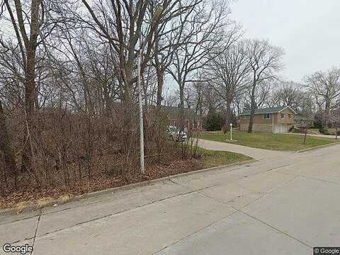 104Th, MILWAUKEE, WI 53227