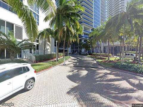 Ocean, HALLANDALE BEACH, FL 33009