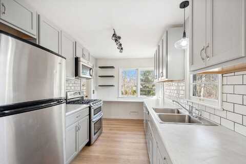 Westwood, HOPKINS, MN 55305