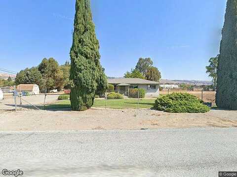 Center, GILROY, CA 95020