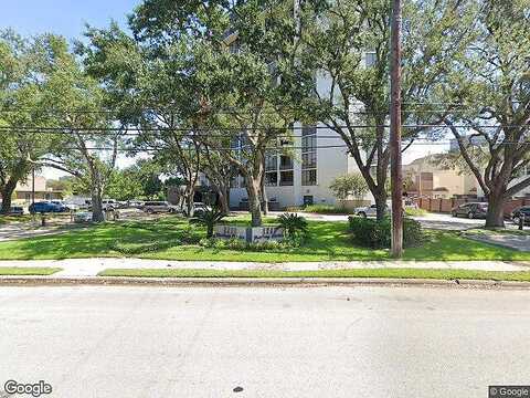 Bering, HOUSTON, TX 77057