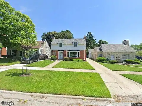 Russet, RACINE, WI 53405