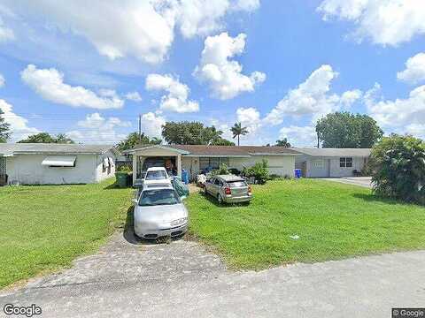 15Th, PEMBROKE PINES, FL 33024
