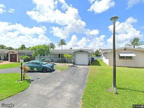 15Th, PEMBROKE PINES, FL 33024