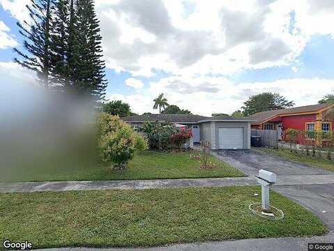 4Th, NORTH LAUDERDALE, FL 33068