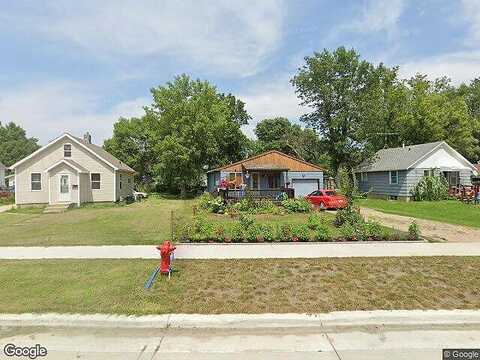 8Th, WORTHINGTON, MN 56187