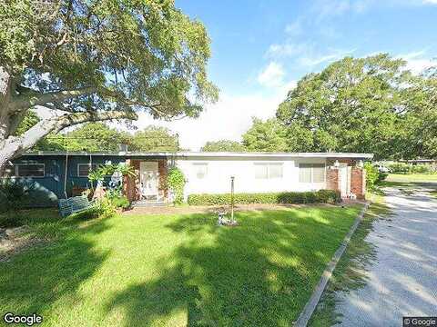 12Th, SAINT PETERSBURG, FL 33703