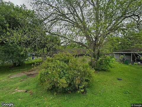 Fig, SWEENY, TX 77480